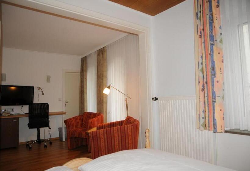 Standard-huone, Hubertus