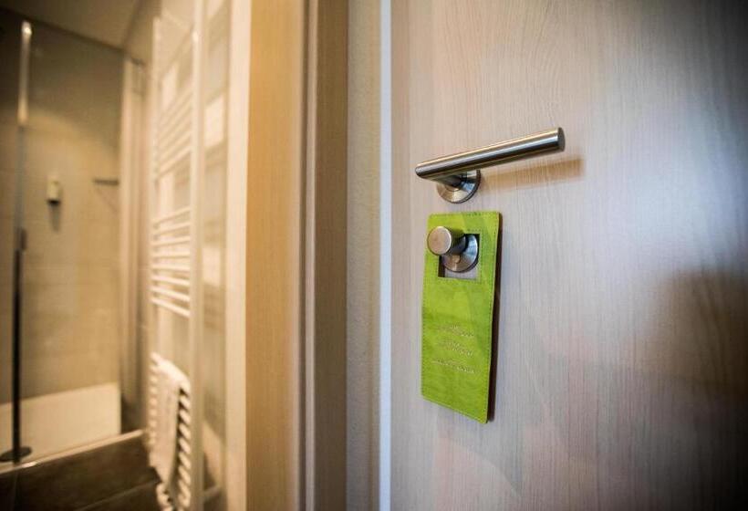 غرفة قياسية فردية, Landhotel Küffner