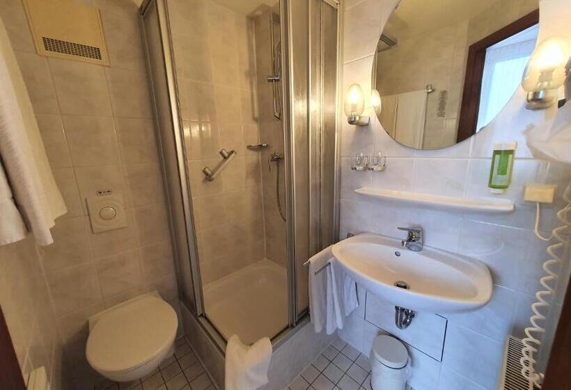 标准间, Pension Am Heusteig