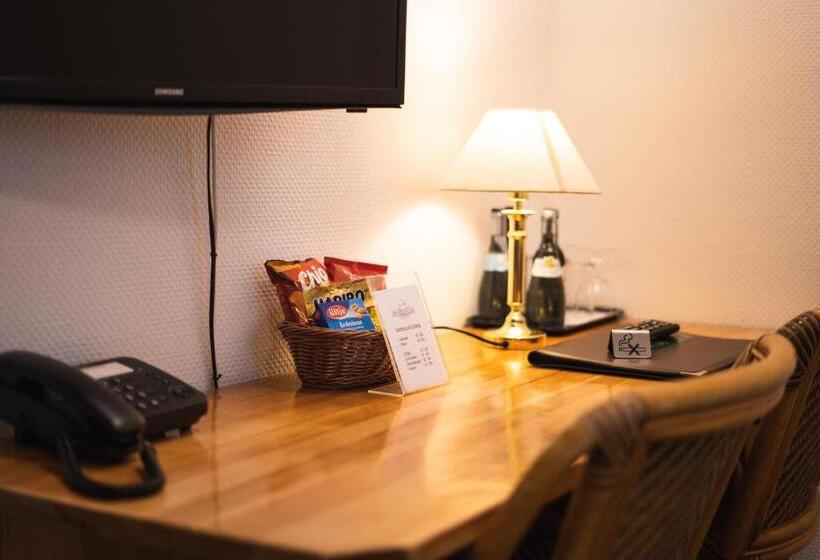 基本间, Pension Am Heusteig