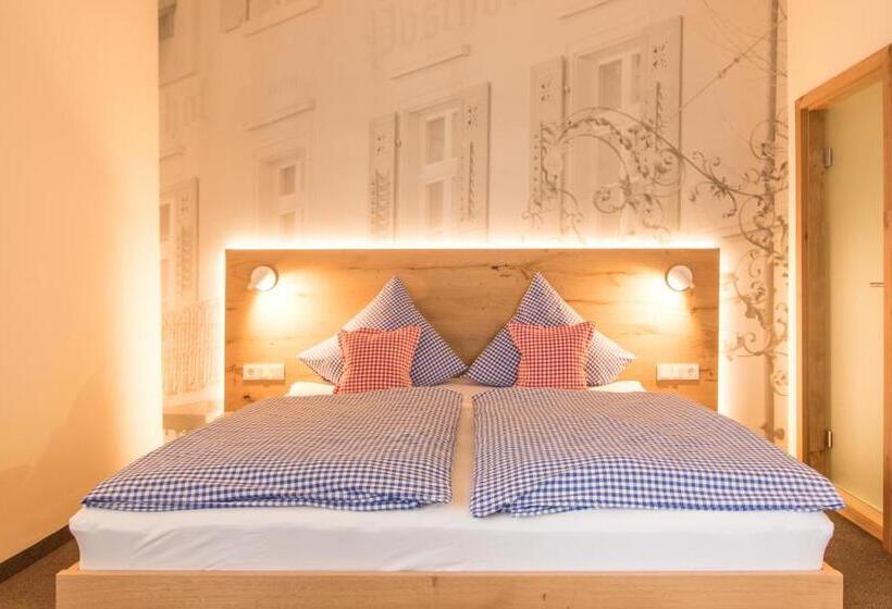 חדר קומפורט, Posthorn