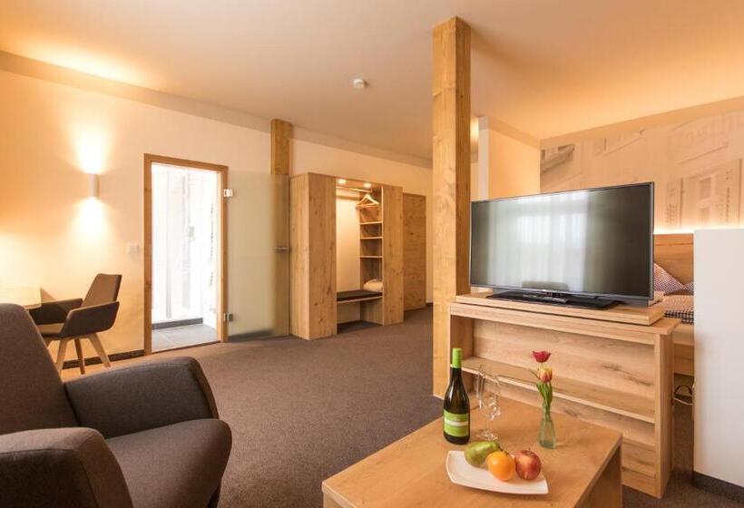 חדר קומפורט, Posthorn