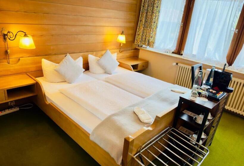 标准间, Restaurant Adler Stube