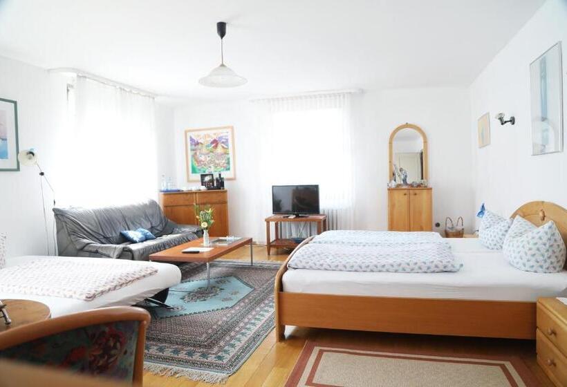 家庭间, Restaurant Adler Stube