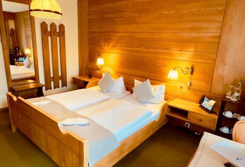 标准间带阳台, Restaurant Adler Stube