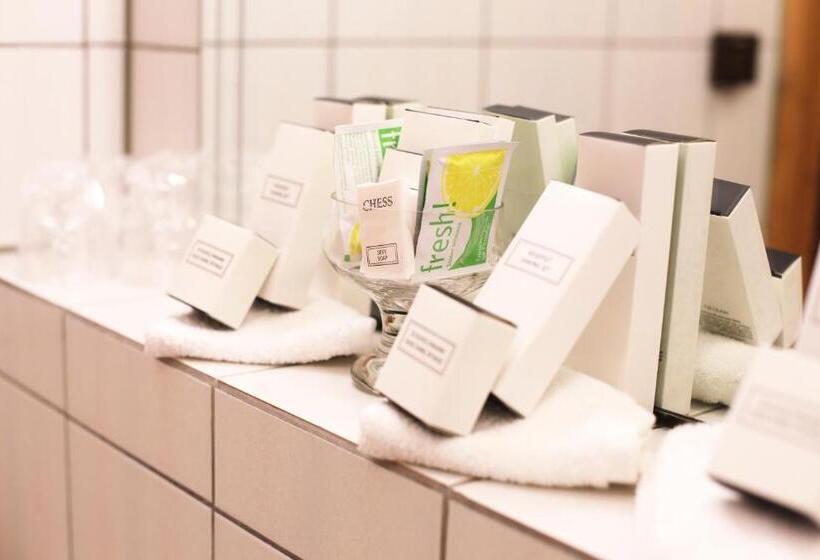 带阳台的豪华间, Restaurant Adler Stube