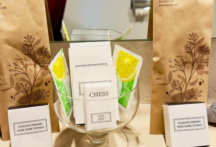 带阳台的豪华间, Restaurant Adler Stube