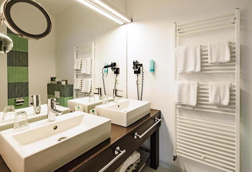 سوئیت راحتی, Retro Design