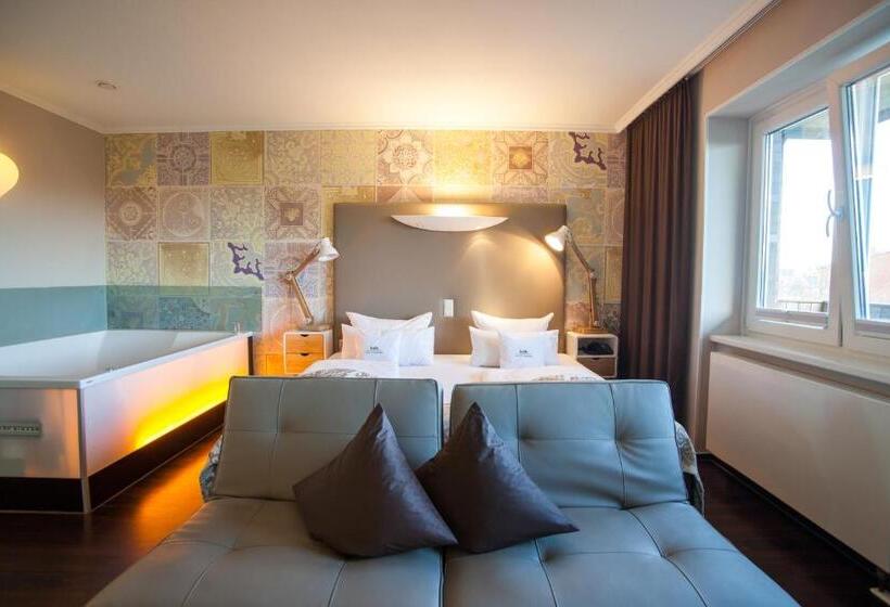 سوییت جونیور, Retro Design