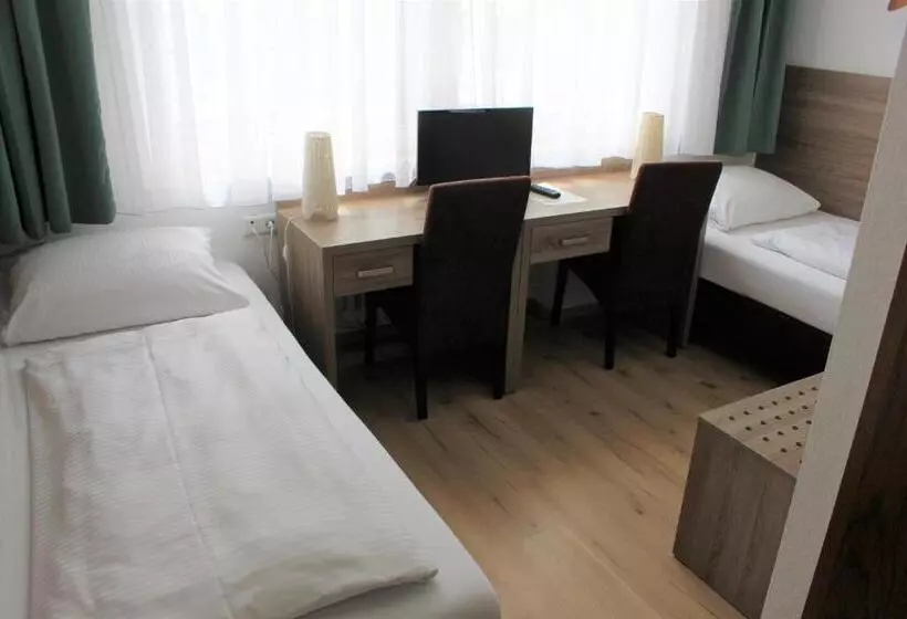 Standard Room, Ulmer Spatz