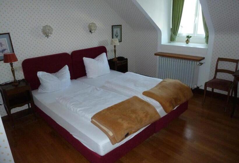 スタンダードトリプルルーム, Zum Alten Brauhaus