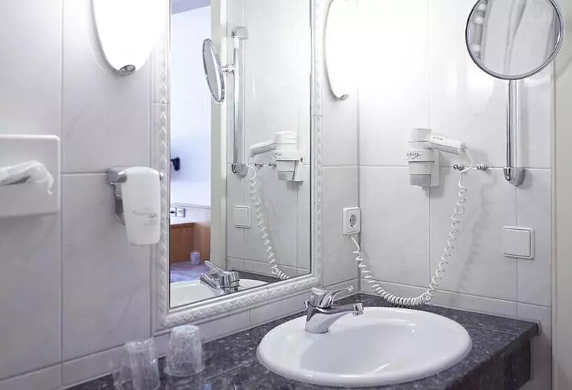 Economy Yhden Hengen Huone, Landhotel Graf