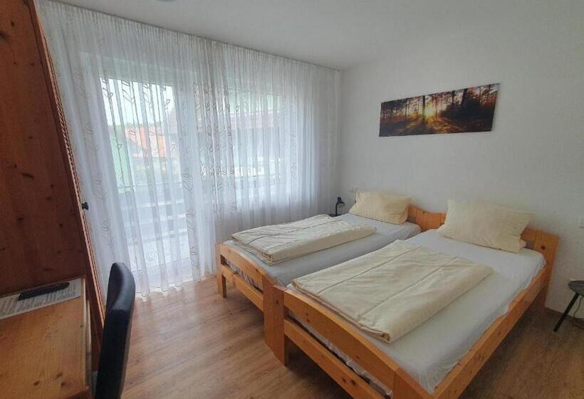 Номер Стандарт, Gasthof Hotel Zum Rebstock