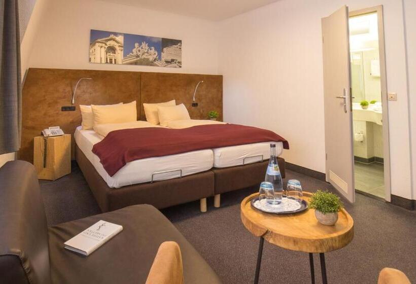 스탠다드 룸, Residenz