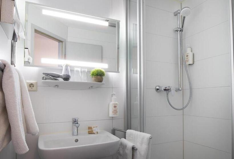 침실 1개 아파트, Residenz