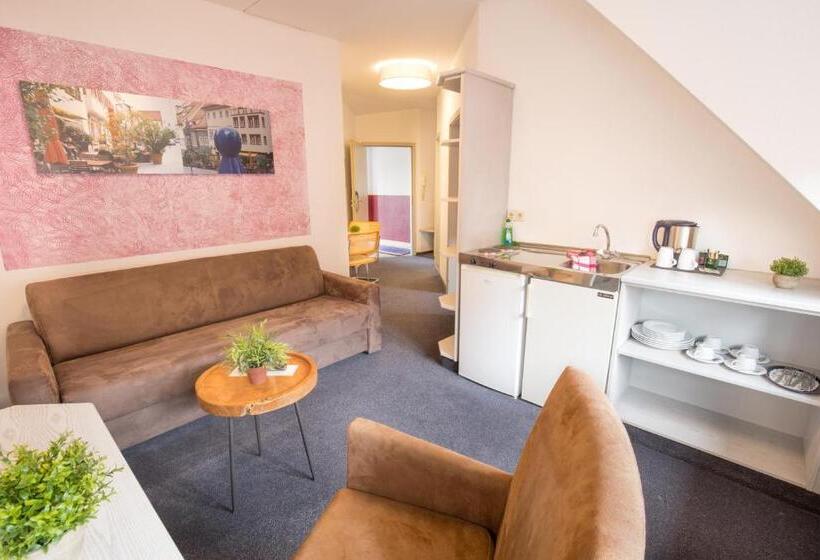 침실 1개 아파트, Residenz