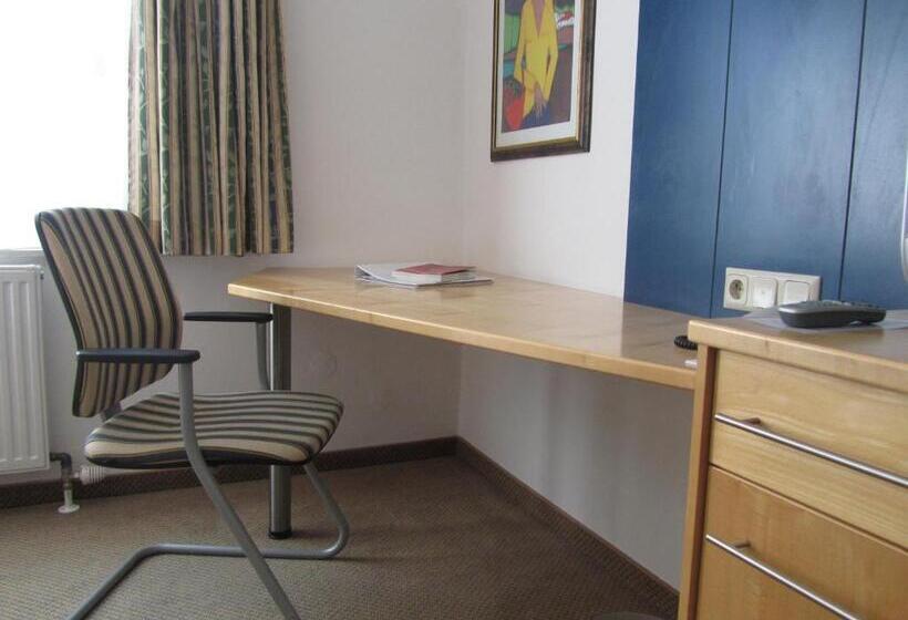 غرفة قياسية, Gastwirtschaft & Hotel Holzinger