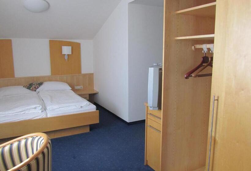 غرفة قياسية, Gastwirtschaft & Hotel Holzinger