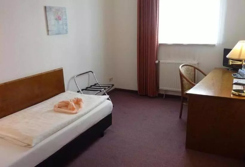 Standard Yhden Hengen Huone, Heidehotel Herrenbrücke