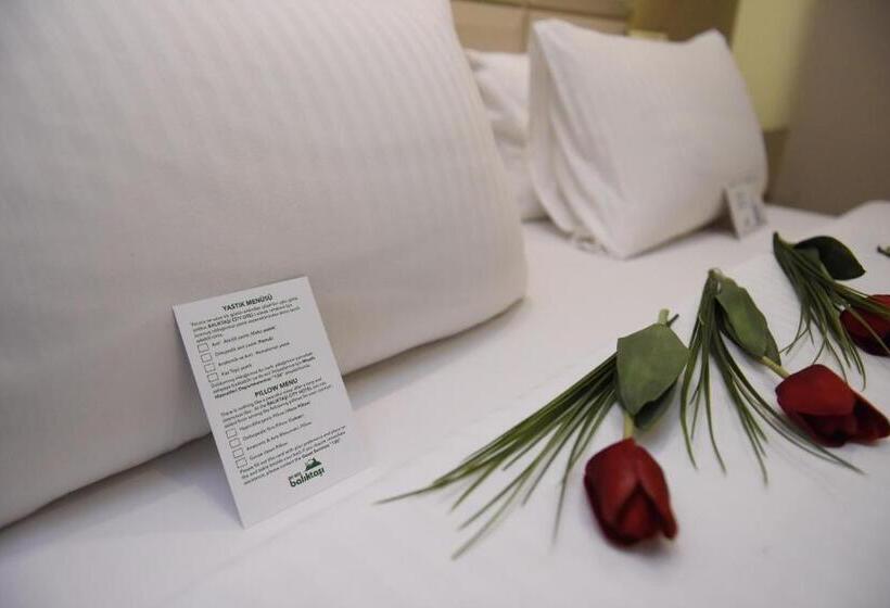 スタンダードトリプルルーム, Baliktasi City