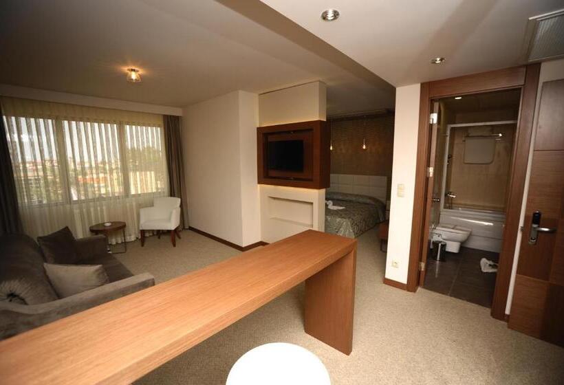 スイート, Baliktasi City