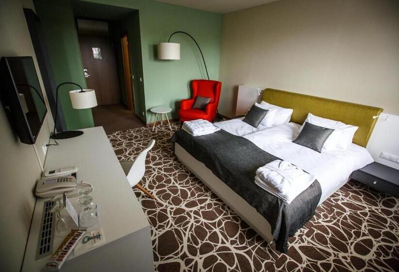 Номер Superior, Bassiana Hotel Es Etterem