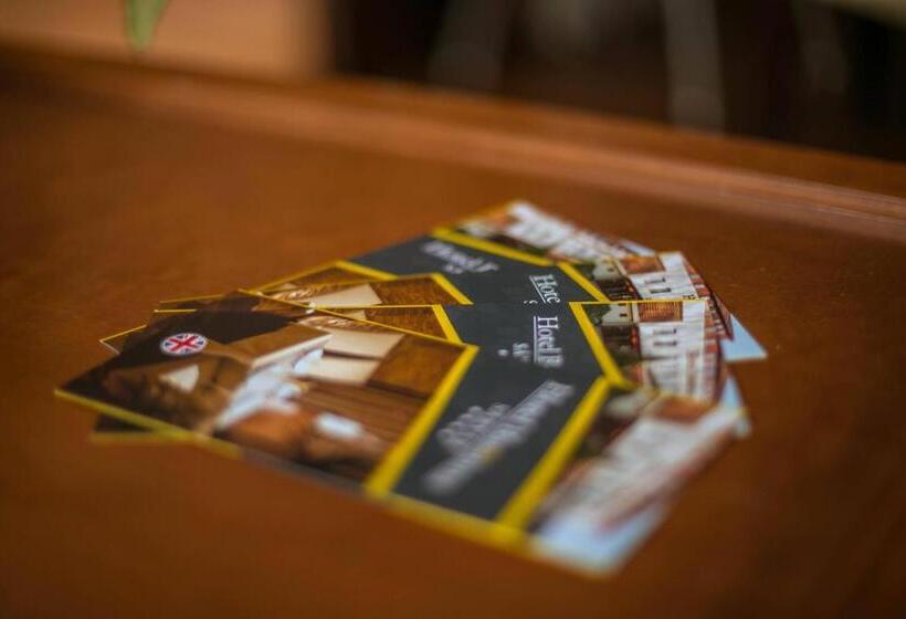 اتاق اکونومی یک تخته, Bassiana Hotel Es Etterem