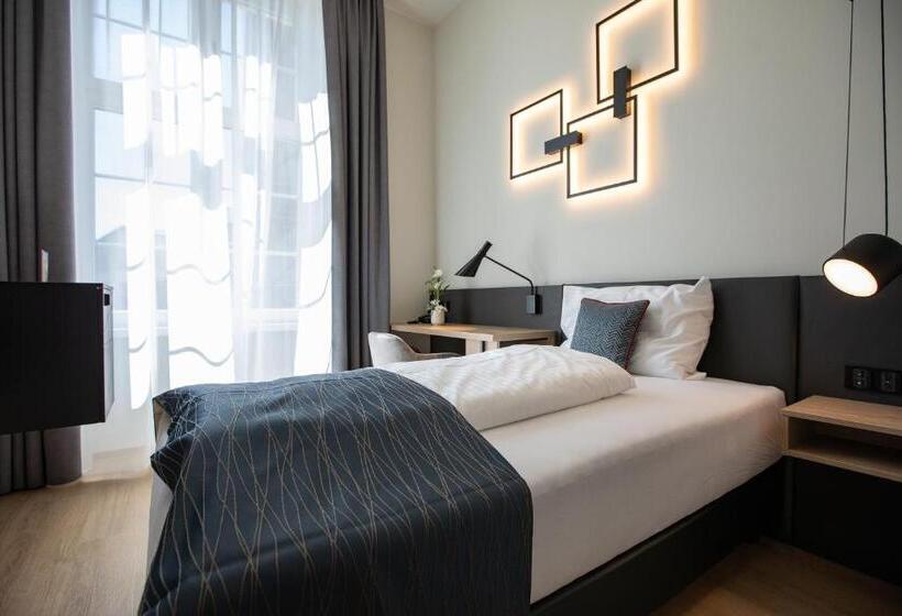 Номер Стандарт Индивидуальный, Böhlerstern