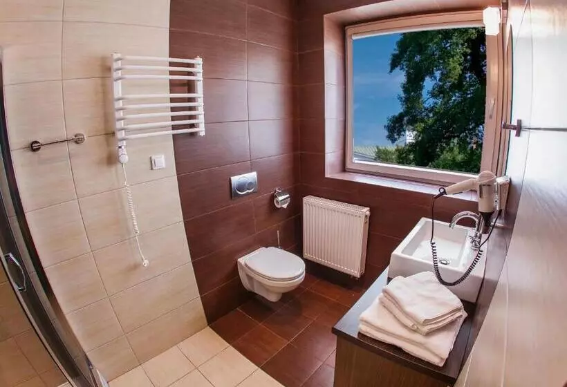 اتاق خانوادگی, Boutique Hotel S I Milionowa