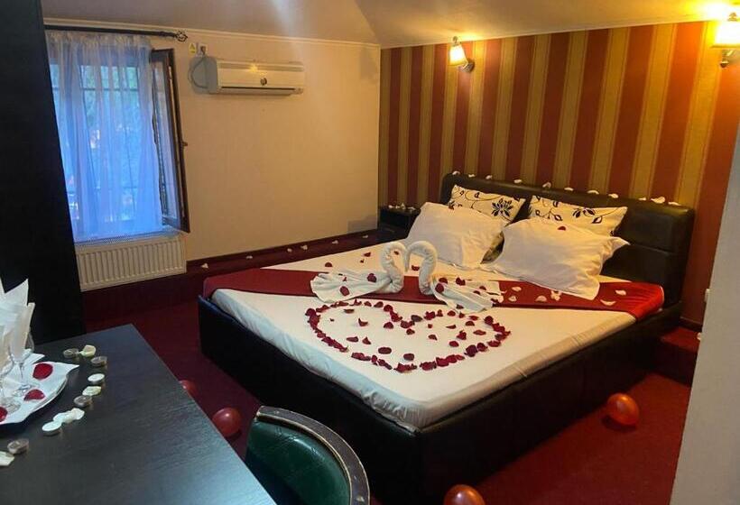 غرفة قياسية, Class Residence