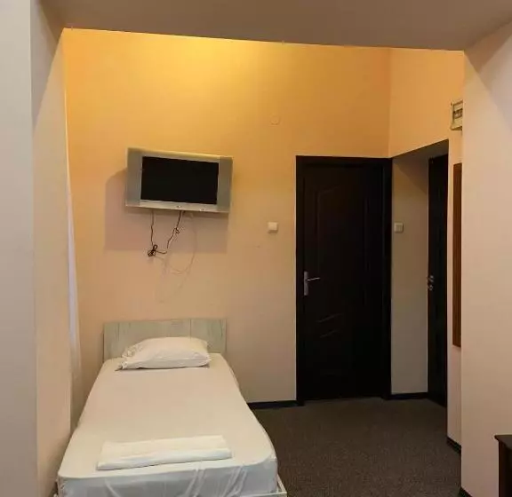 スタンダードトリプルルーム, Class Residence