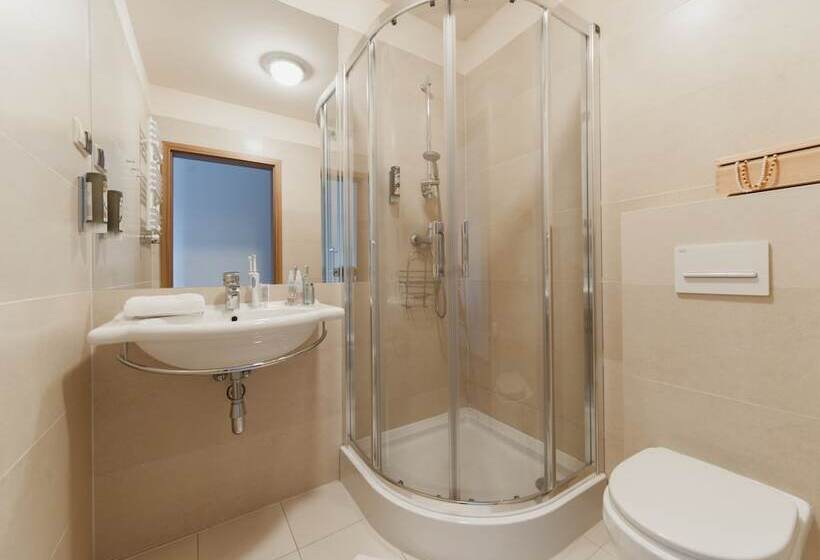 חדר סופריור, Impresja Art Resort