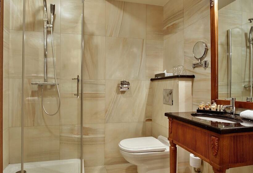 חדר סטנדרט, Koronny