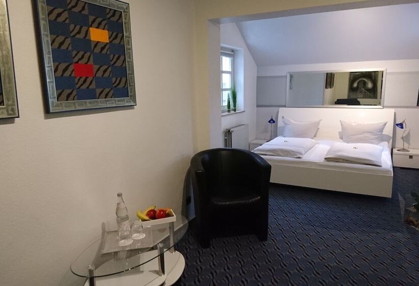 Номер Комфорт, Nüller Hof