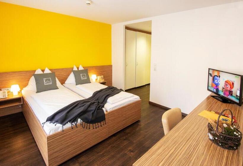 غرفة قياسية, Restaurant Winkler