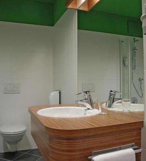 غرفة قياسية, Restaurant Winkler