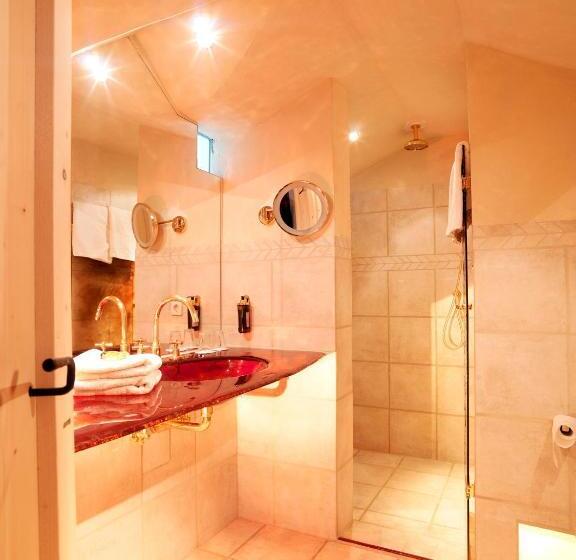 Номер Стандарт, San Gabriele