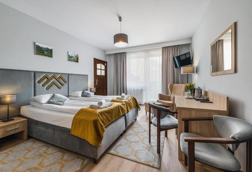 اتاق لوکس, Smile Pieniny