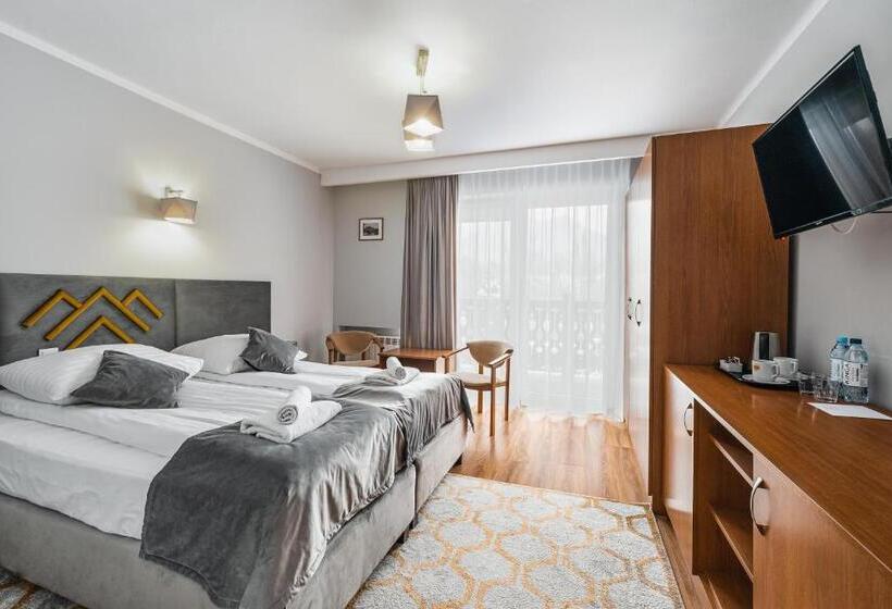 اتاق استاندارد با بالکن, Smile Pieniny