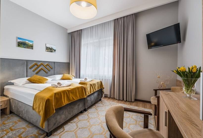 اتاق استاندارد, Smile Pieniny