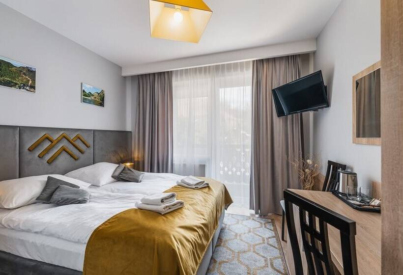 اتاق استاندارد با بالکن, Smile Pieniny