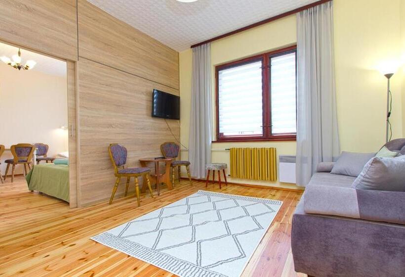 Апартаменты 1 Спальня Нижний Этаж, Villa Linne