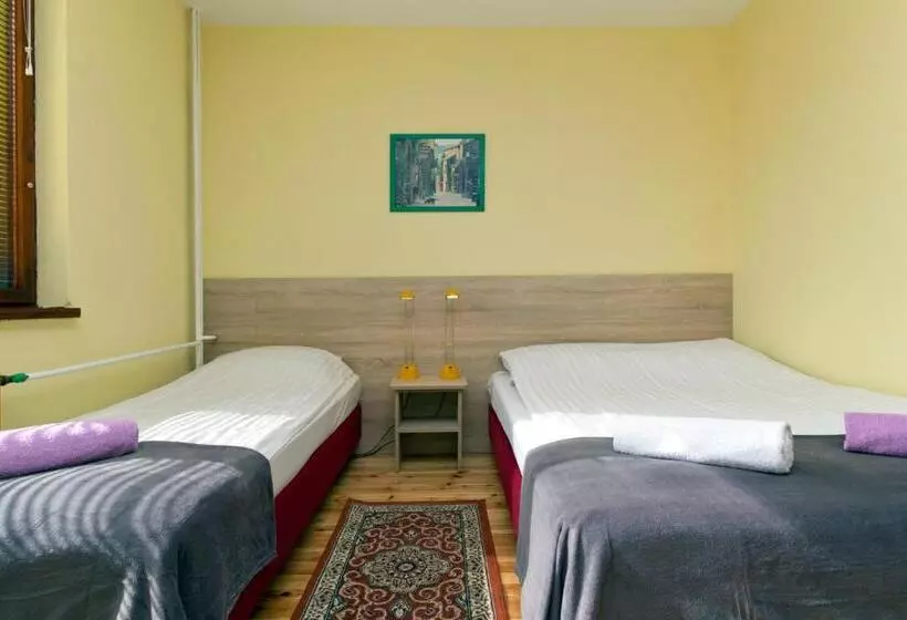Standard Kolmen Hengen Huone, Villa Linne