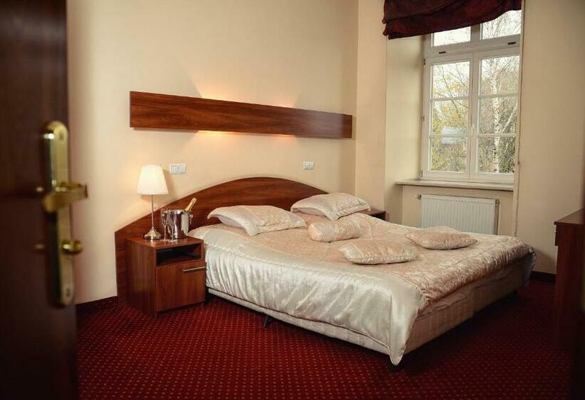 スタンダードルーム, Zamkowy