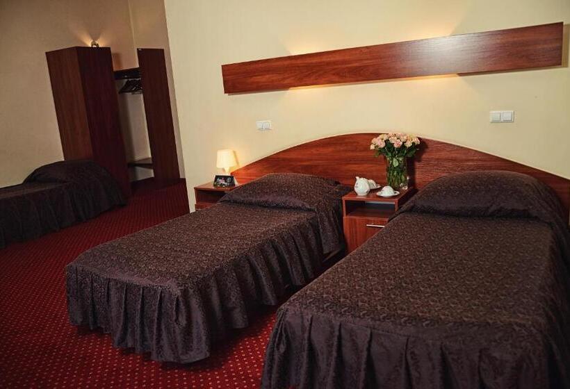 スタンダードトリプルルーム, Zamkowy