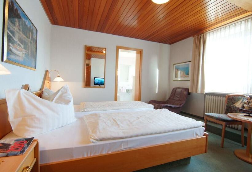 舒适型房间, Zum Schiffchen