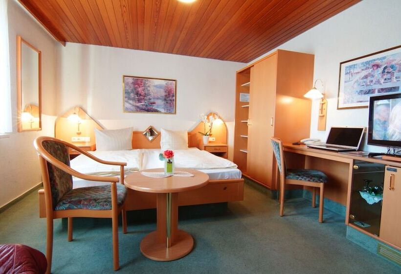 舒适型房间, Zum Schiffchen