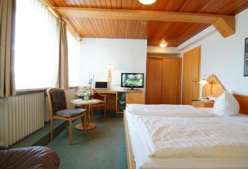 舒适型房间, Zum Schiffchen