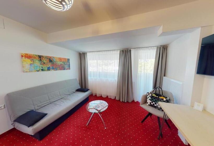 Номер Стандарт с Балконом, Landhotel Rosentaler Hof