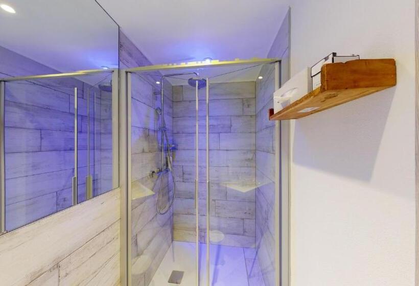 غرفة قياسية مزوَّدة بشُرفة, Landhotel Rosentaler Hof